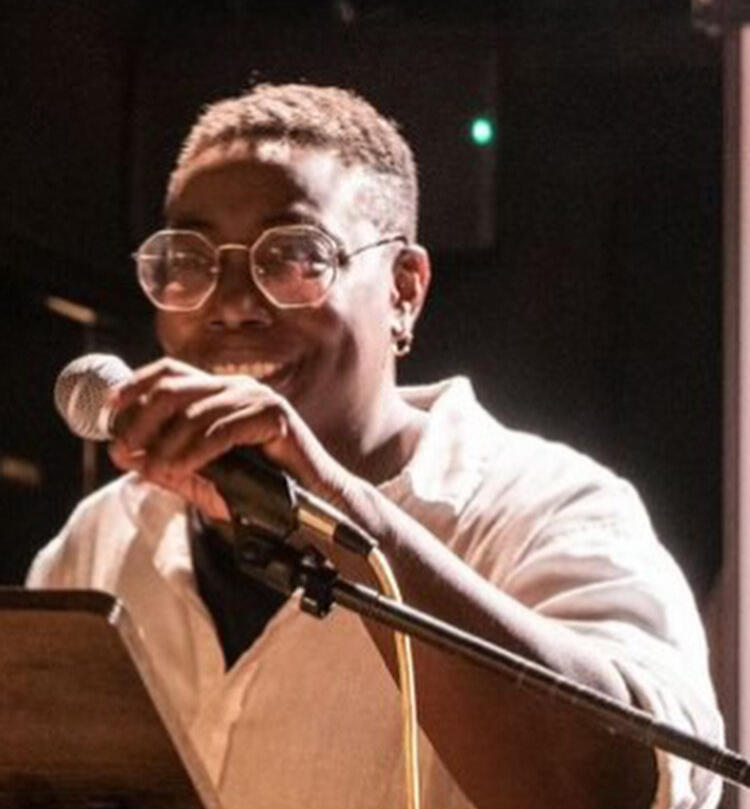 Ama Birch Performs Yesterday I Was in English and Spanish